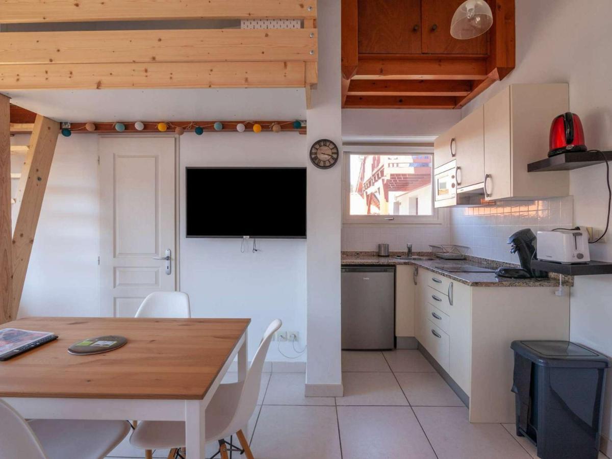 Appartement Cosy Avec Mezzanine, Balcon Et Parking A 300M De La Plage - Fr-1-2-382 Hendaye Luaran gambar